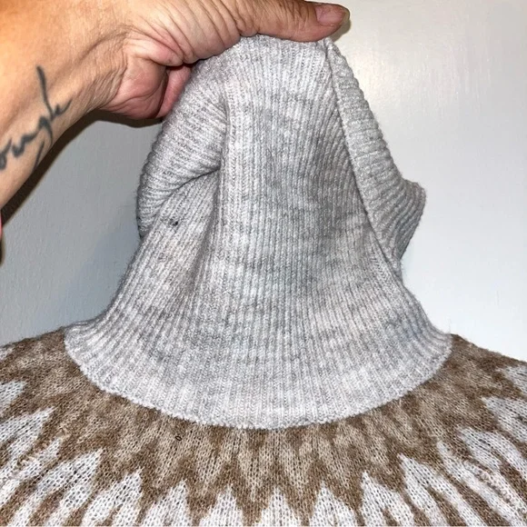 Evereve Hadley Fair Isle Turtleneck Sweater - Picture 6 of 11